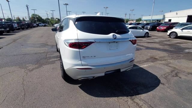2024 Buick Enclave Essence - Photo 7