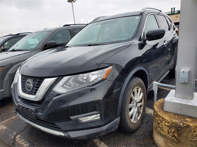 2018 Nissan Rogue SV's photo