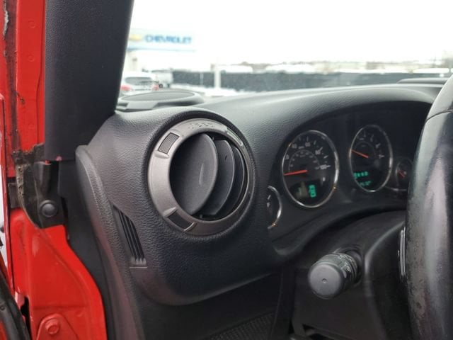 2015 Jeep Wrangler Unlimited Sport - Photo 15
