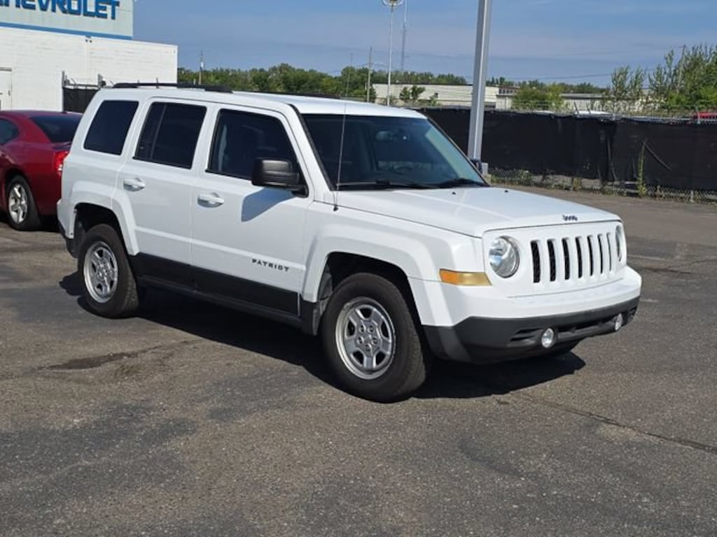 Used 2017 Jeep Patriot Sport FWD SUV