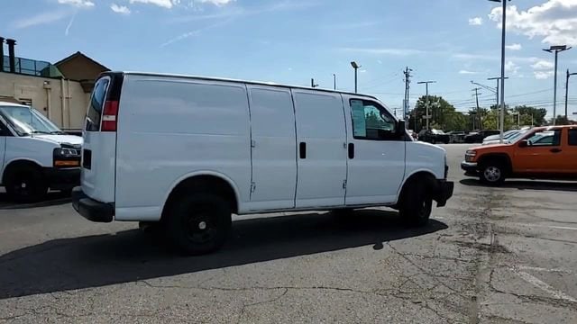 2018 Chevrolet Express Cargo Work Van - Photo 8