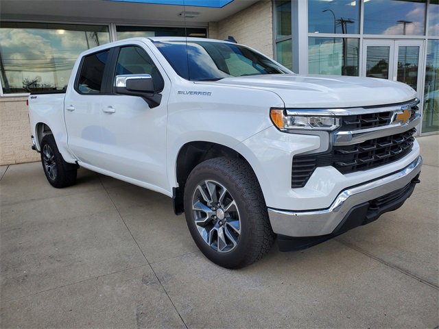 2024 Chevrolet Silverado 1500 LT's photo