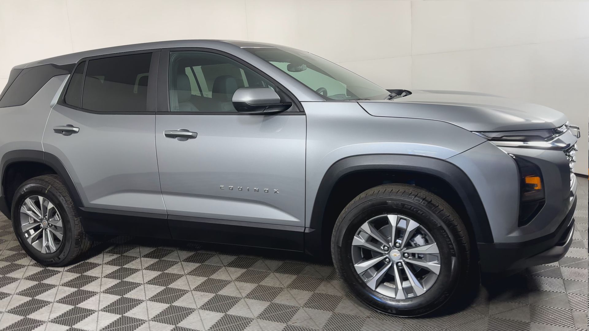 New 2027 Chevrolet Equinox LT SUV
