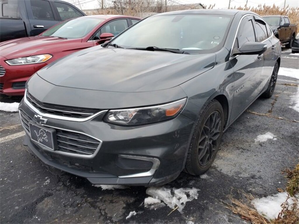 Used 2017 Chevrolet Malibu LT Car
