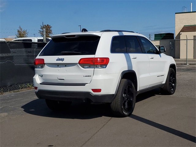 2014 Jeep Grand Cherokee Laredo photo 3