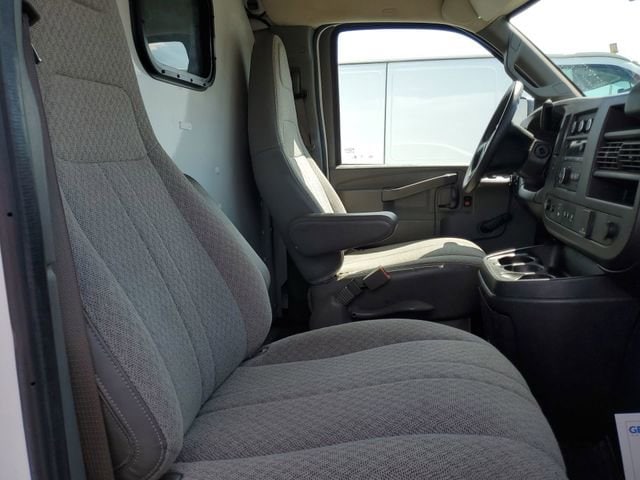 2018 Chevrolet Express Cargo Work Van - Photo 24