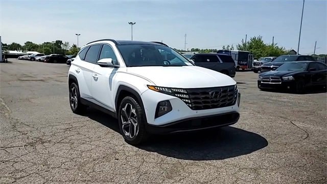 Used 2024 Hyundai Tucson Limited with VIN KM8JFDD24RU156047 for sale in Southgate, MI
