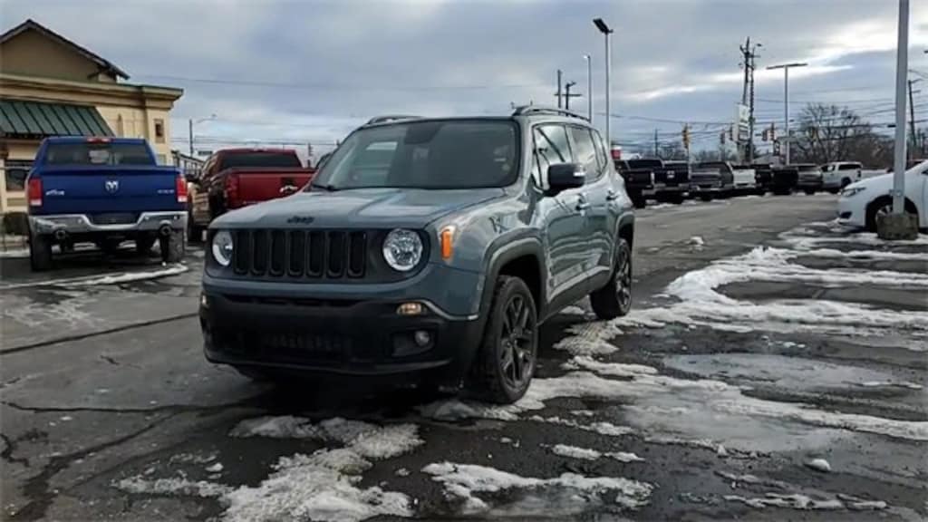 Used 2018 Jeep Renegade Altitude 4x4 SUV