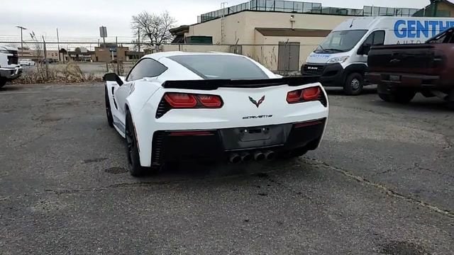 2019 Chevrolet Corvette 2LT - Photo 7