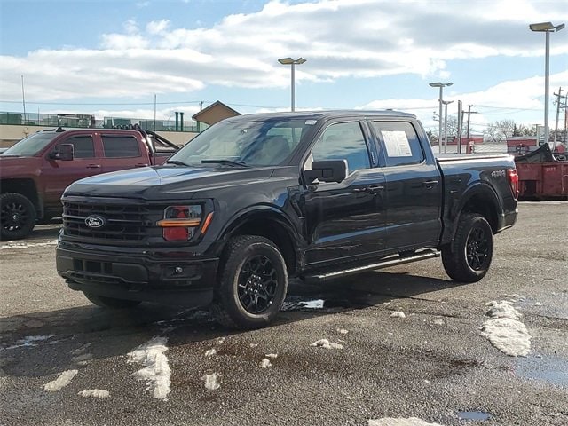 2024 Ford F-150 XLT's photo