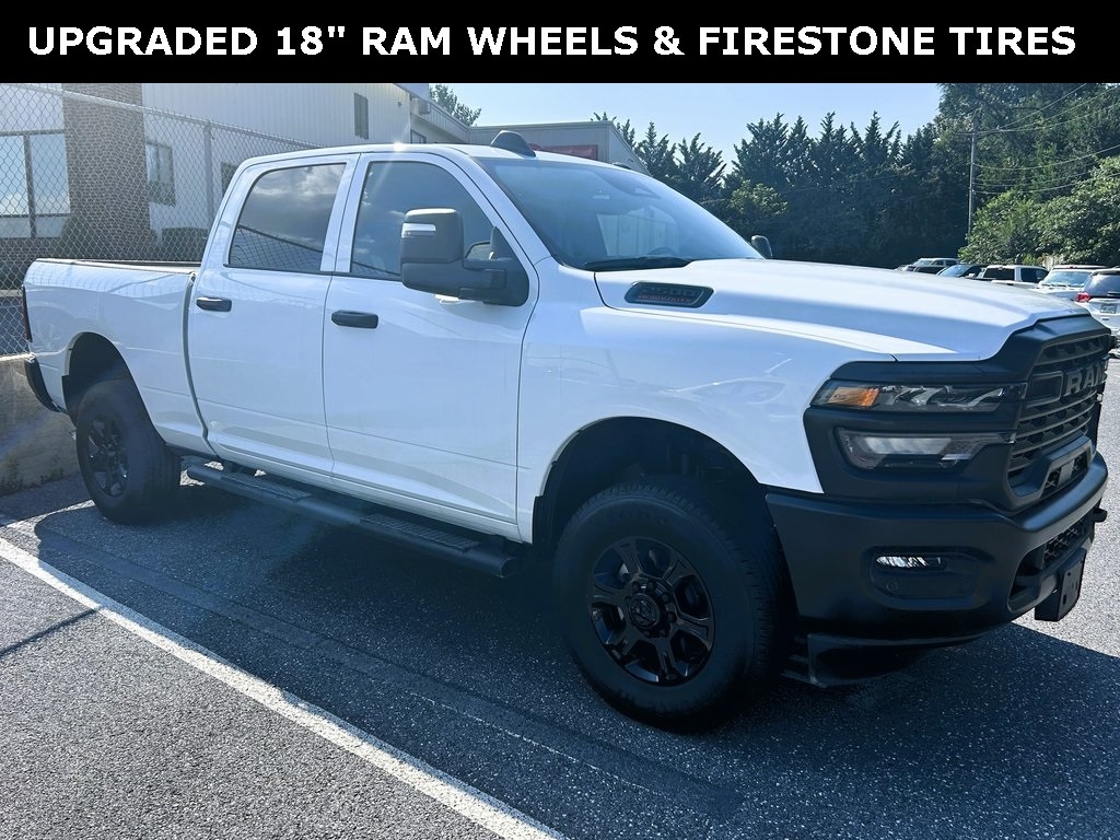 2025 Ram 2500 TRADESMAN CREW CAB 4X4 6'4 BOX