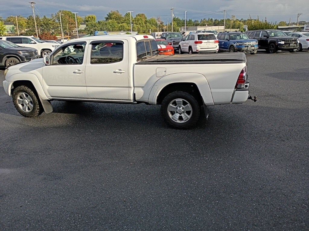 2011 Toyota Tacoma Base V6 photo 4