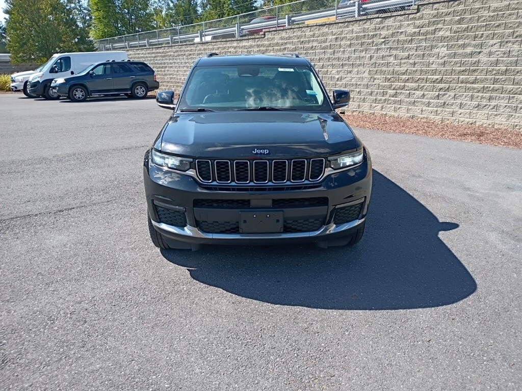 2021 Jeep Grand Cherokee Limited photo 2