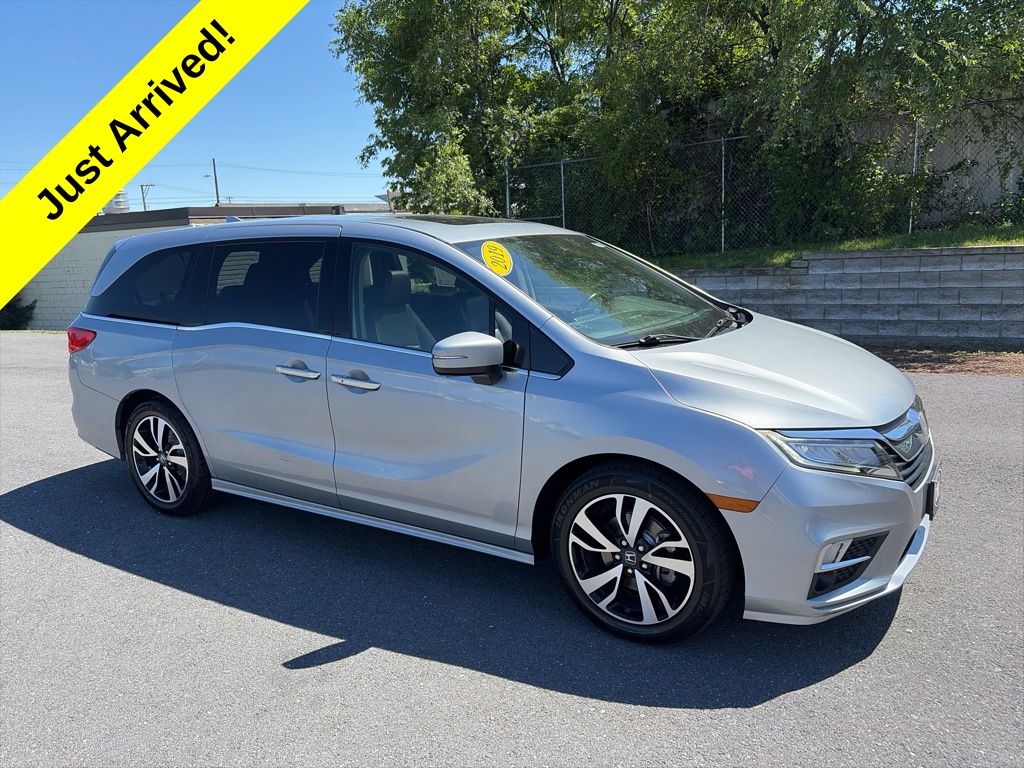 2019 Honda Odyssey Elite's photo