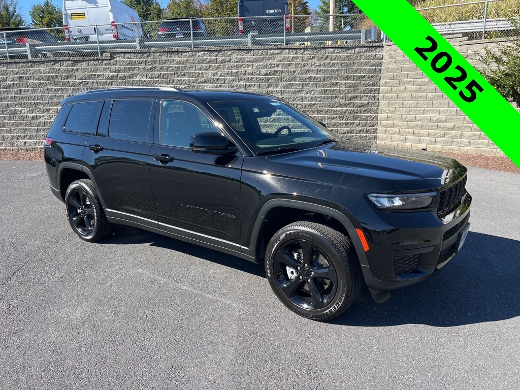 New 2025 Jeep Grand Cherokee L ALTITUDE X 4X4 Sport Utility