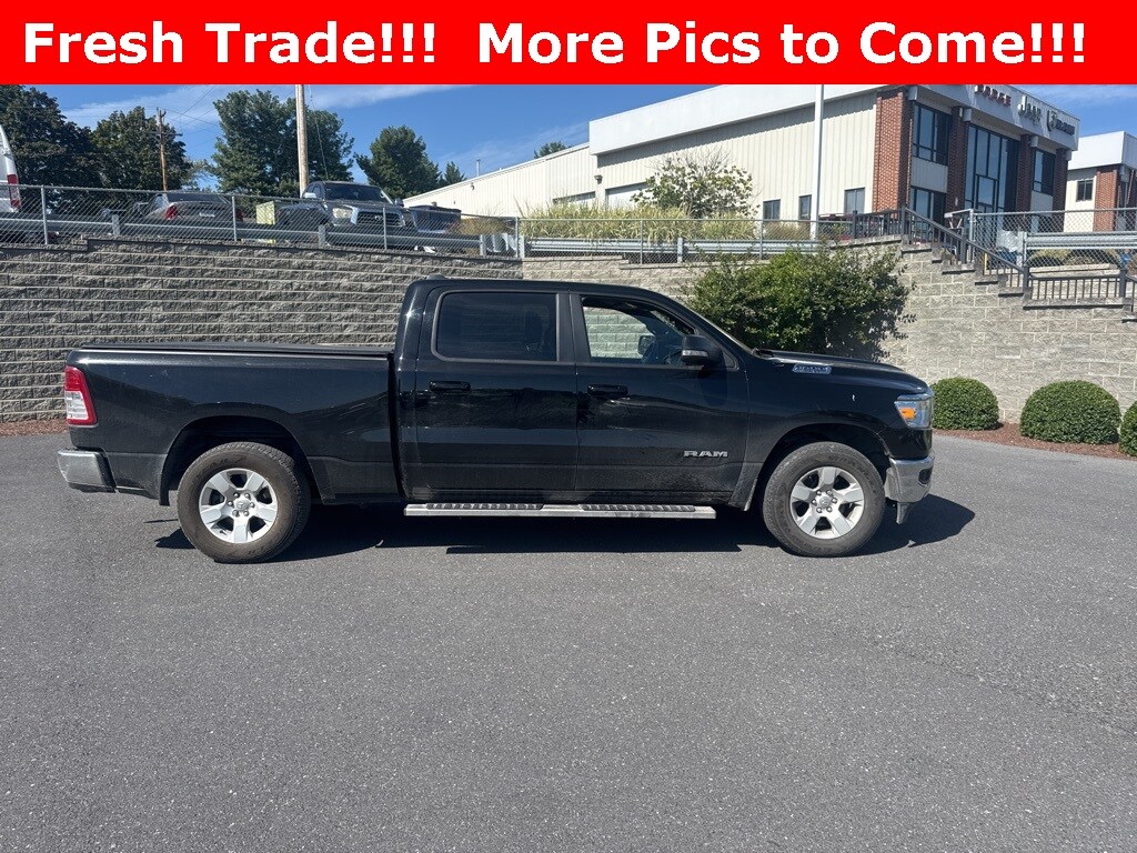 2021 Ram 1500 Big Horn photo 3
