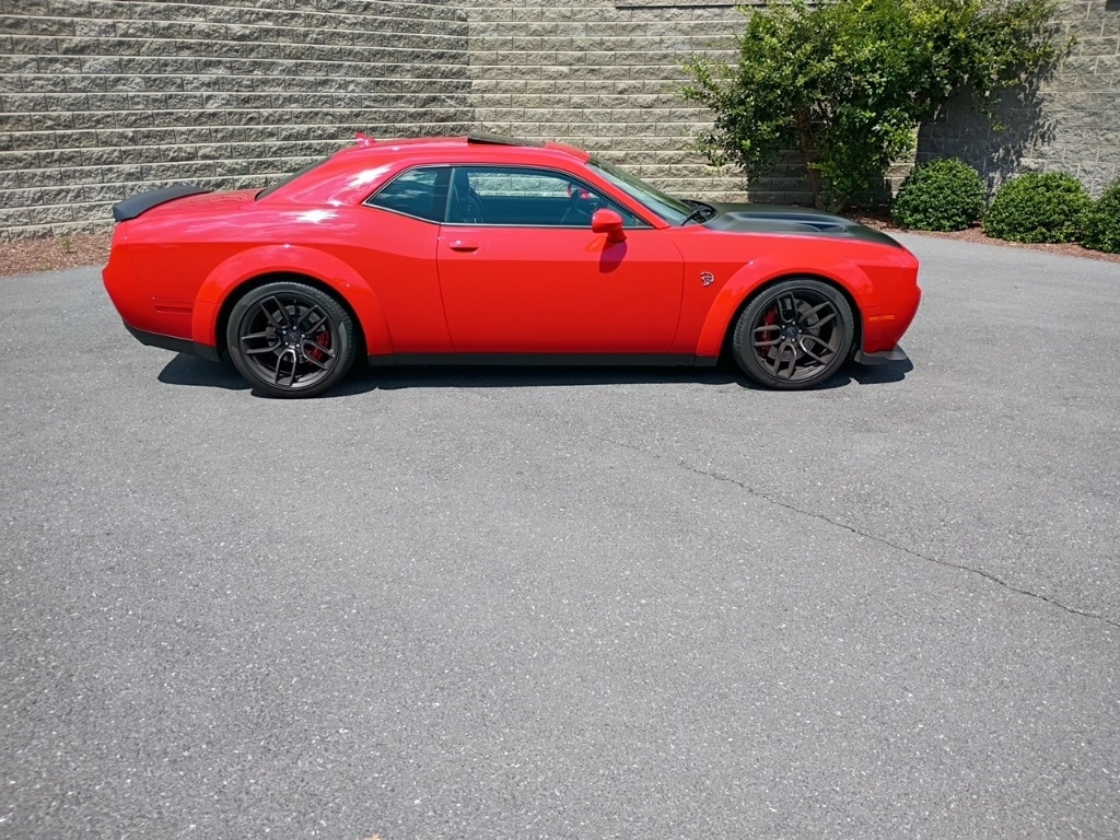 2C3CDZC91JH195835
