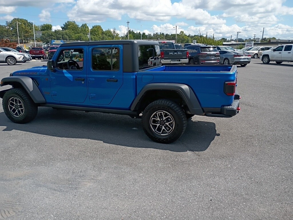 2024 Jeep Gladiator Rubicon photo 4
