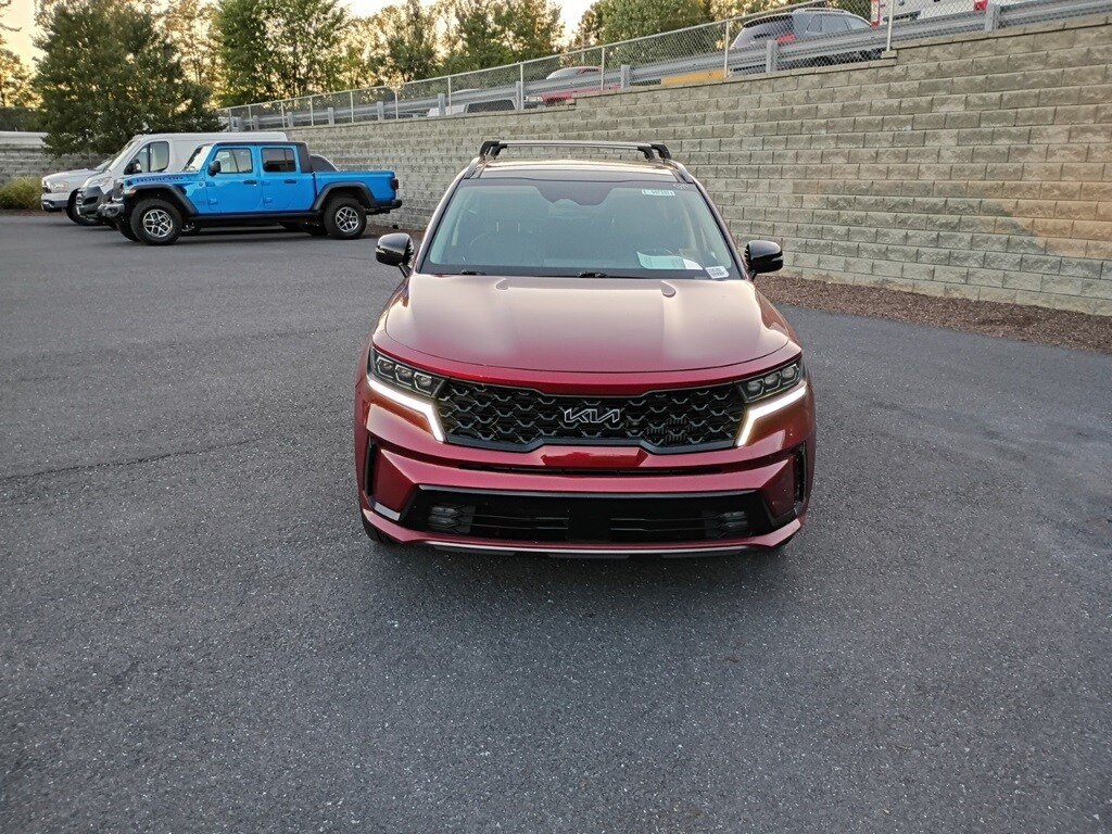 2022 Kia Sorento SX photo 2