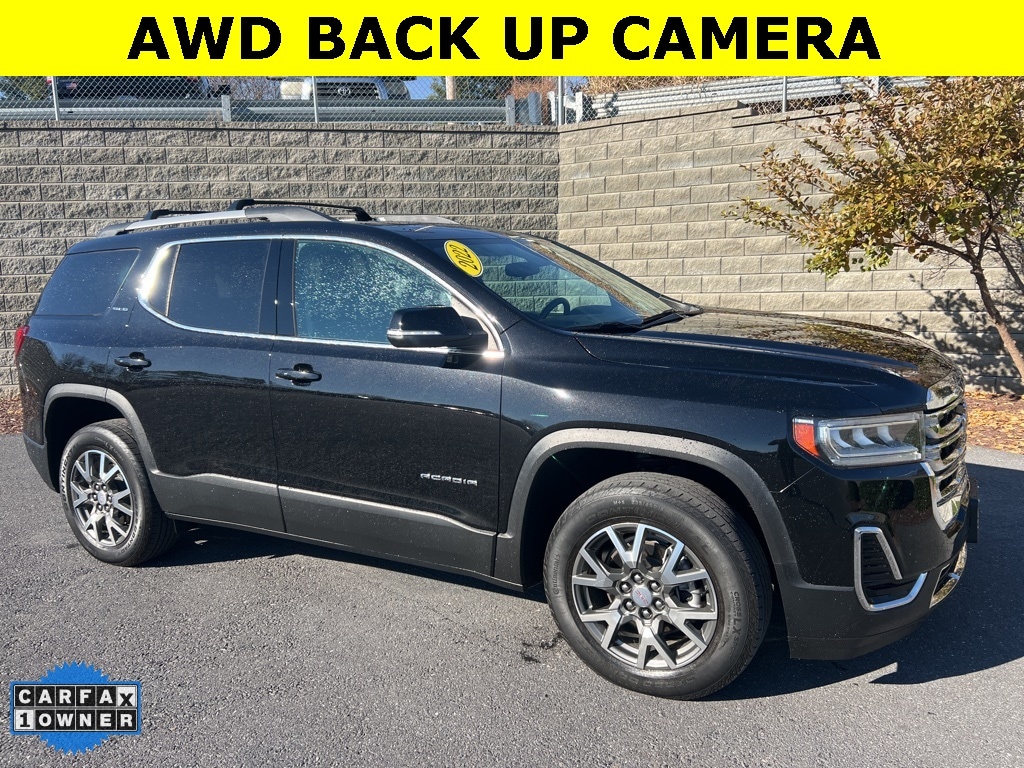 2022 GMC Acadia SLE's photo