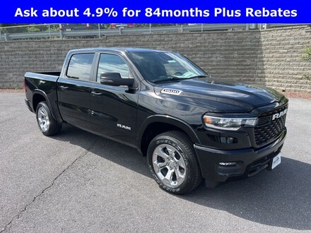 2026 Ram 1500 BIG HORN CREW CAB 4X4 5'7 BOX Pickup