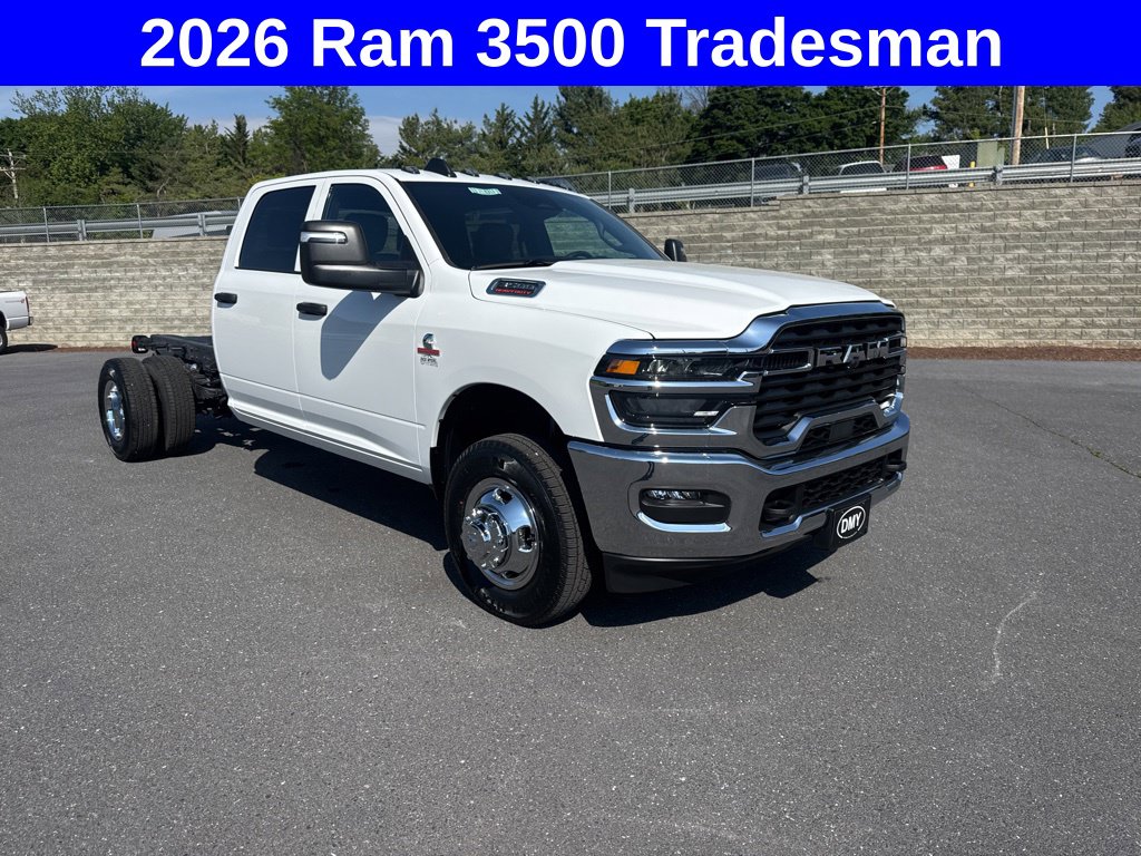 2026 Ram 3500 Chassis Cab TRADESMAN CREW   4X4 60' CA Pickup