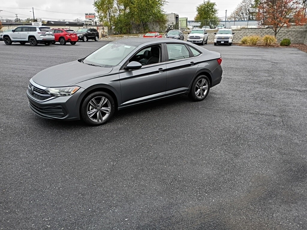 2024 Volkswagen Jetta 1.5T SE photo 3
