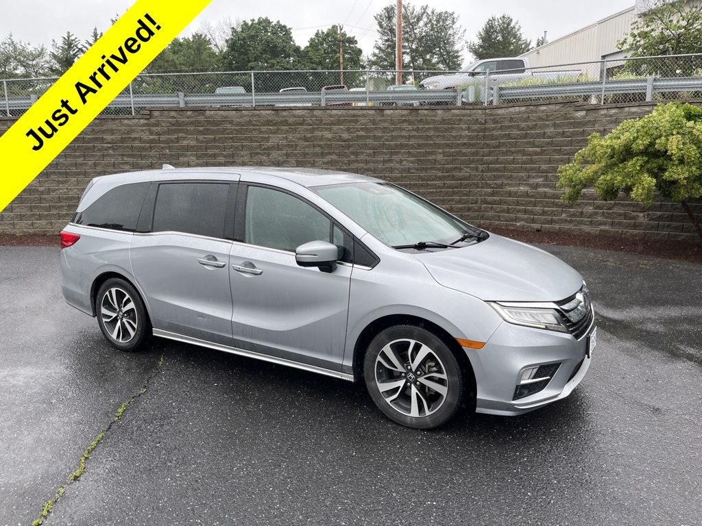 2019 Honda Odyssey Elite's photo