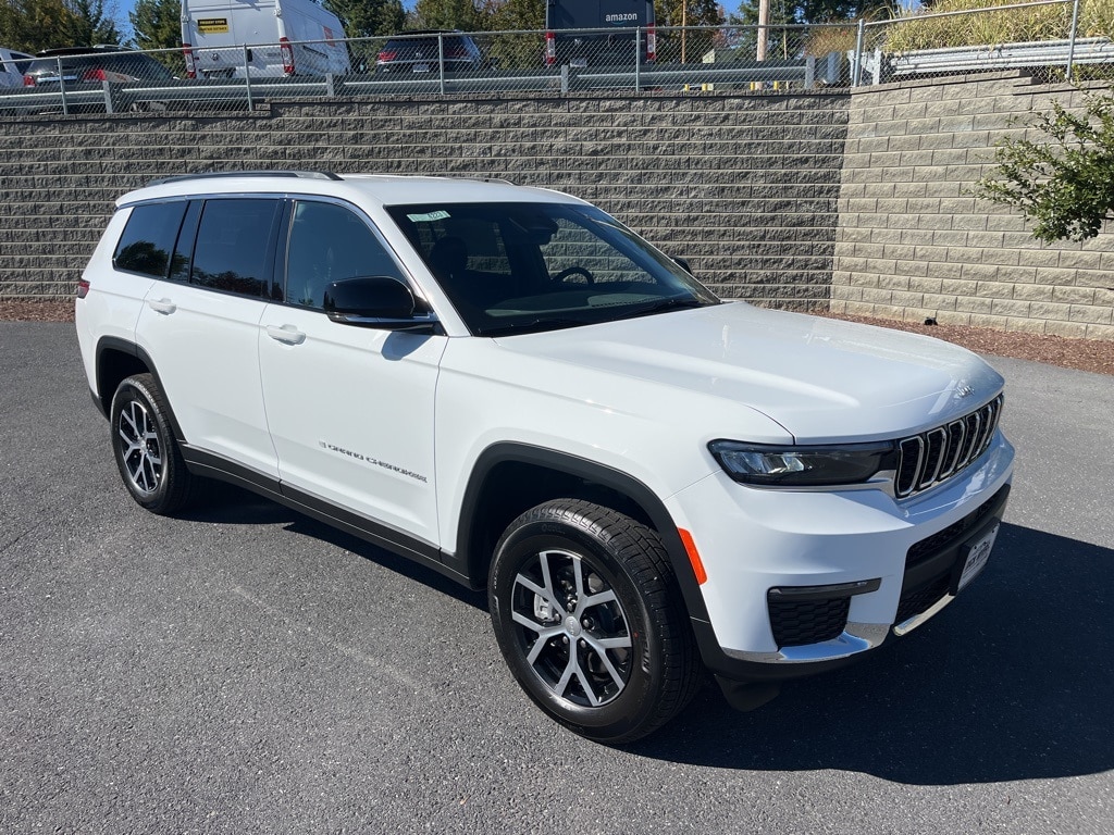 New 2025 Jeep Grand Cherokee L LIMITED 4X4 Sport Utility