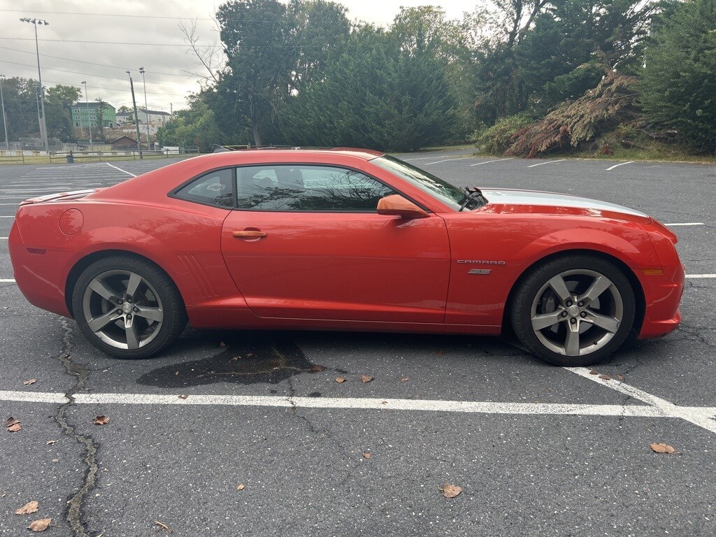 2010 Chevrolet Camaro 2SS photo 2