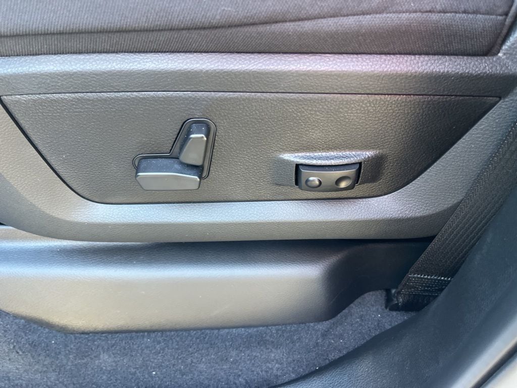 2026 RAM 3500 Big Horn - Photo 21