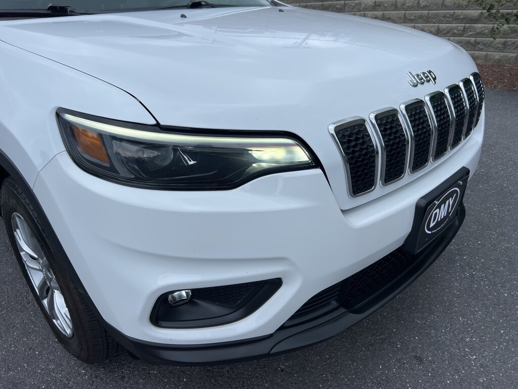 2022 Jeep Cherokee Latitude Lux photo 4