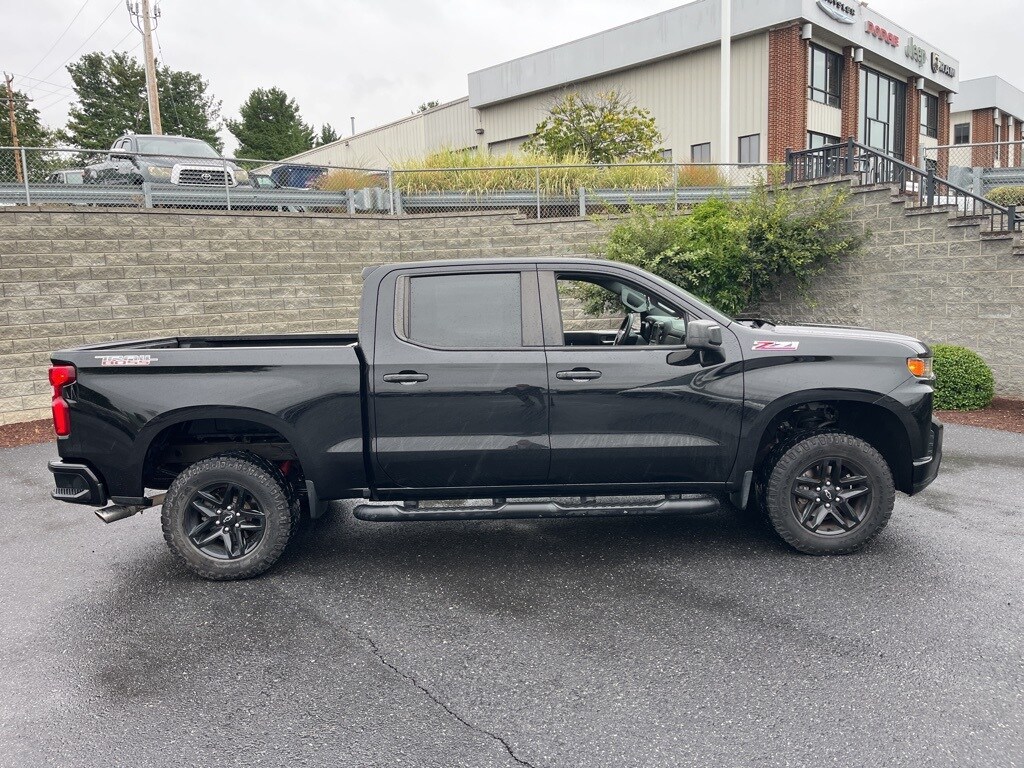 2020 Chevrolet Silverado 1500 Custom Trail Boss photo 3