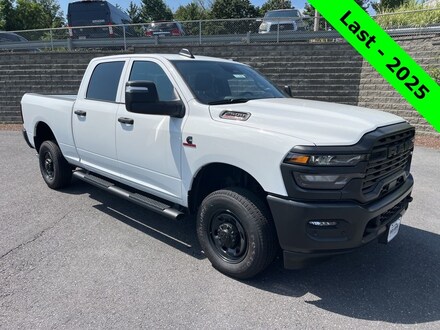 2025 Ram 2500 TRADESMAN CREW CAB 4X4 6'4 BOX Pickup