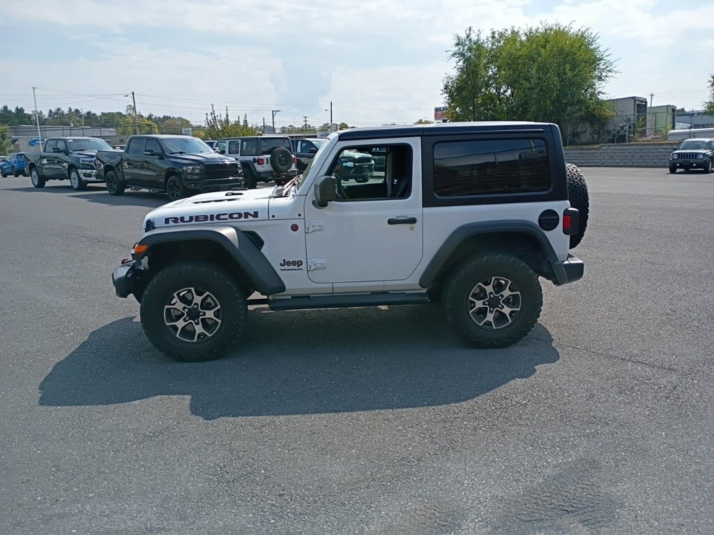 2022 Jeep Wrangler Rubicon photo 2
