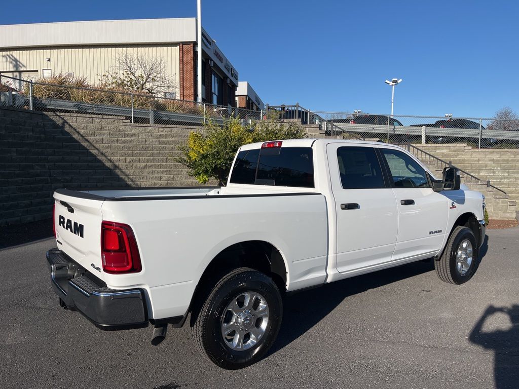 2026 RAM 3500 Big Horn - Photo 9