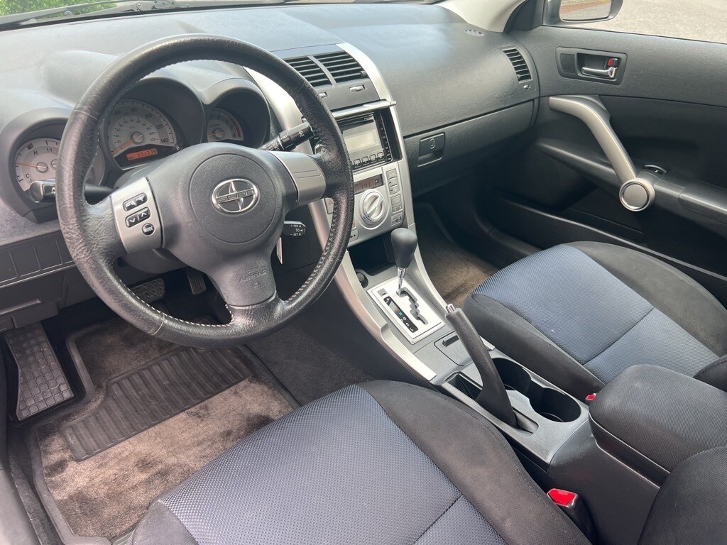 2009 Scion tC Base photo 3