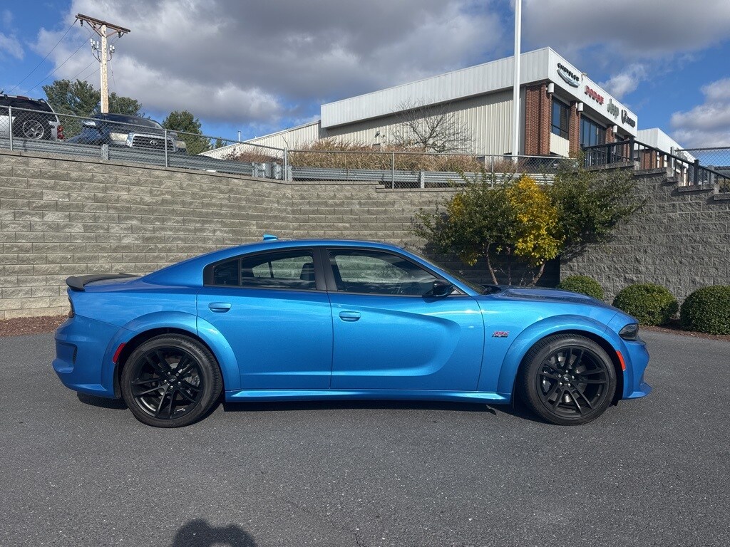 2023 Dodge Charger Scat Pack Widebody photo 2