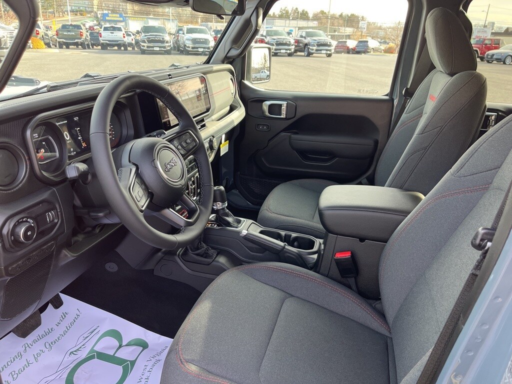 New 2026 Jeep Wrangler 4-DOOR RUBICON Sport Utility