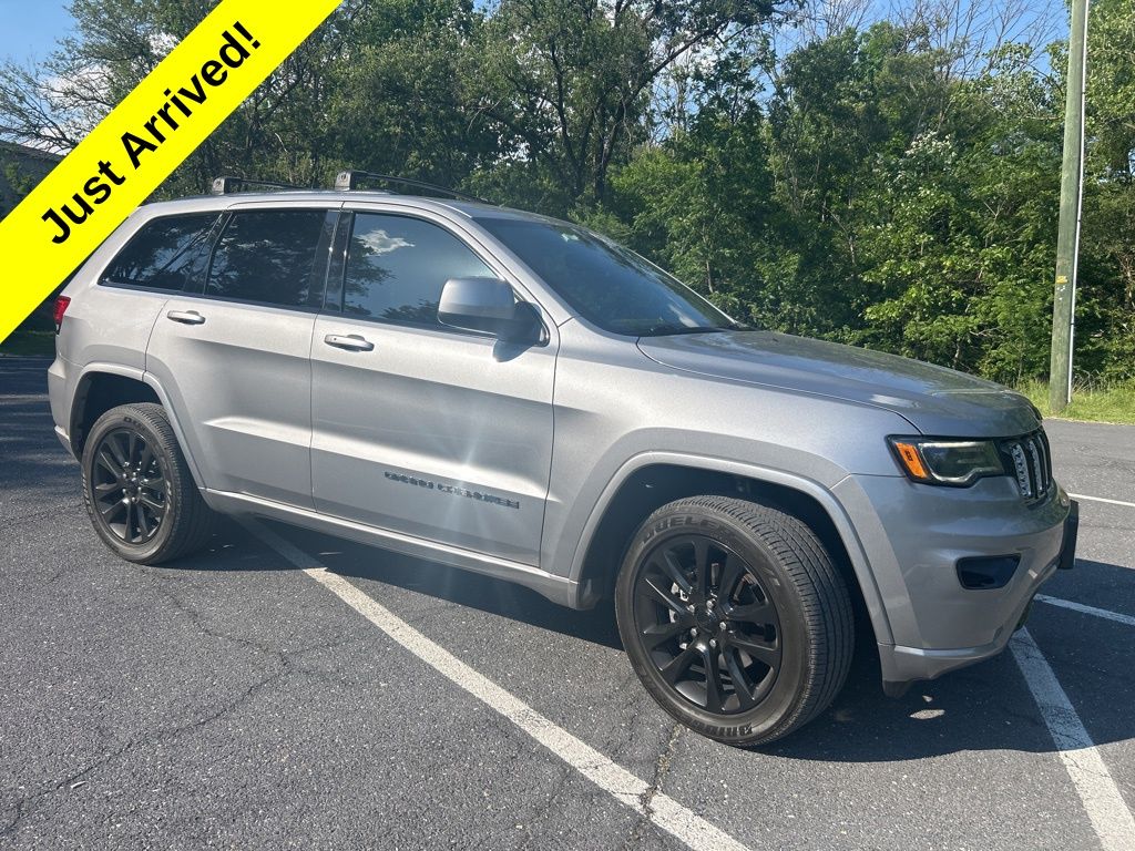 2020 Jeep Grand Cherokee Altitude 4WD's photo