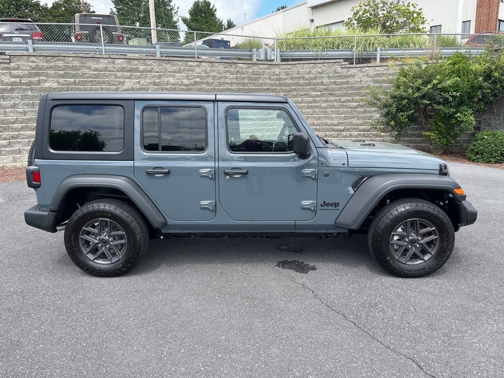 New 2025 Jeep Wrangler 4-DOOR SPORT S Sport Utility