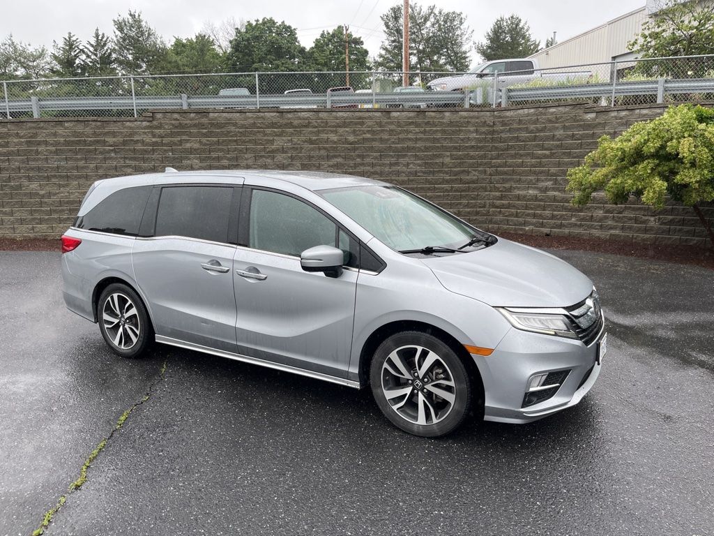 2019 Honda Odyssey Elite's photo