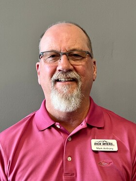 Staff member Mark Anthony from ID_75bd09