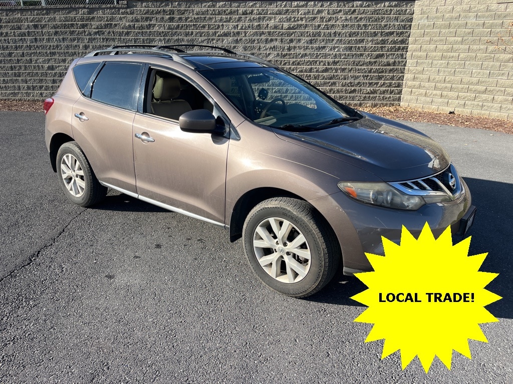 2011 Nissan Murano SV's photo