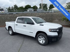 2026 Ram 1500 TRADESMAN CREW CAB 4X4 5'7 BOX Pickup