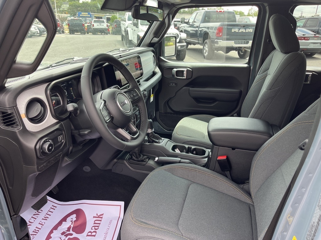 New 2025 Jeep Wrangler 4-DOOR SPORT S Sport Utility