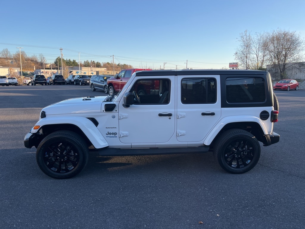 Used 2022 Jeep Wrangler Unlimited 4xe Sahara SUV