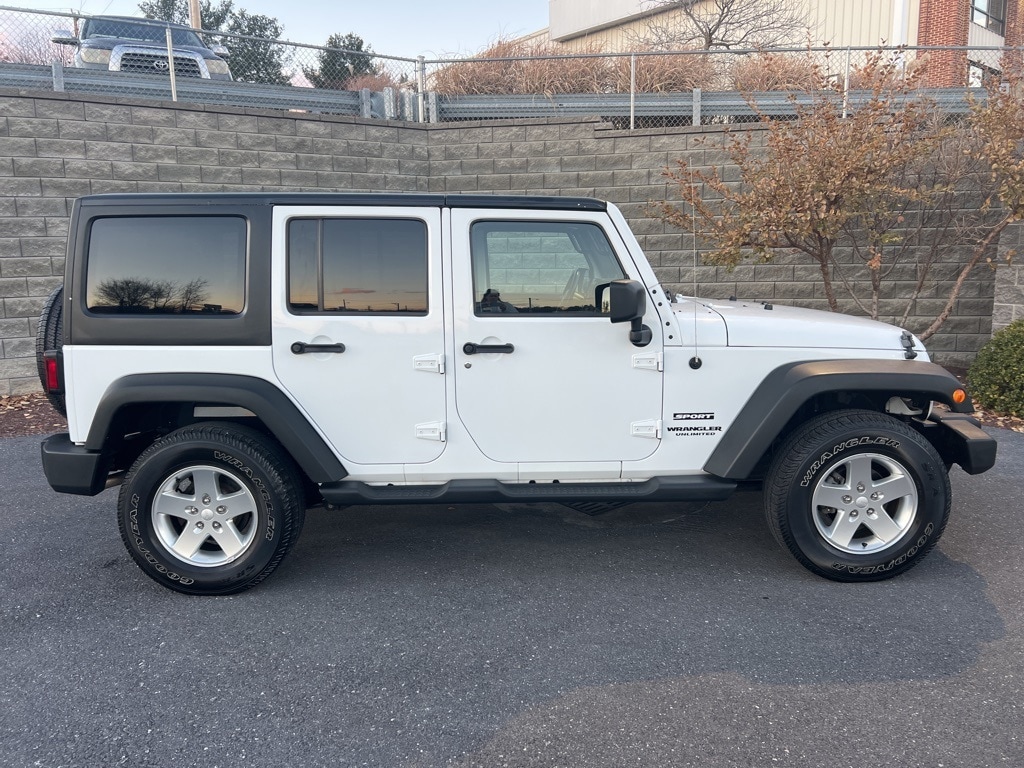 Used 2014 Jeep Wrangler Unlimited Sport 4x4 SUV