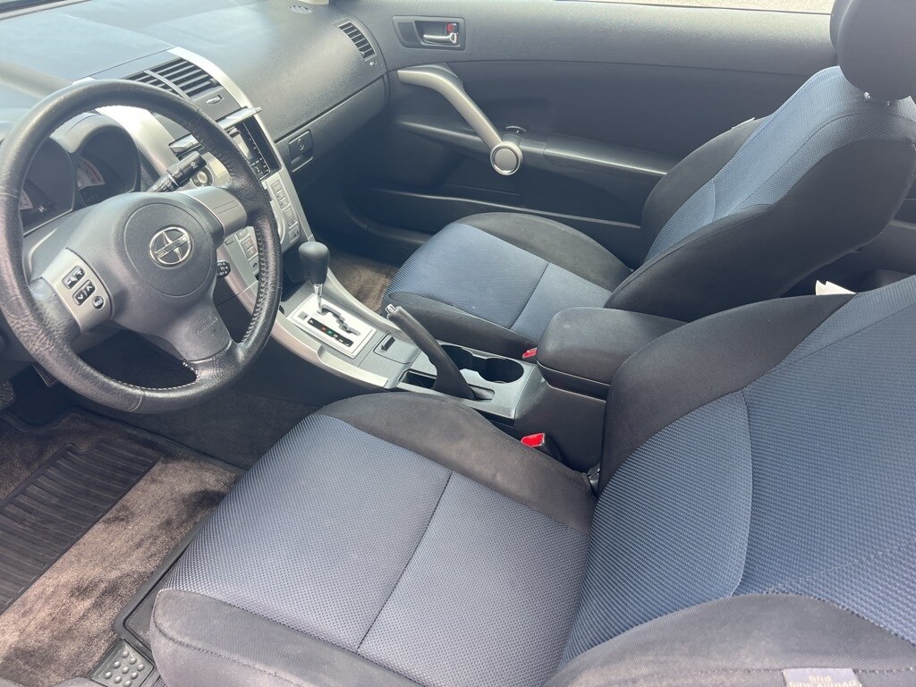 2009 Scion tC Base photo 2