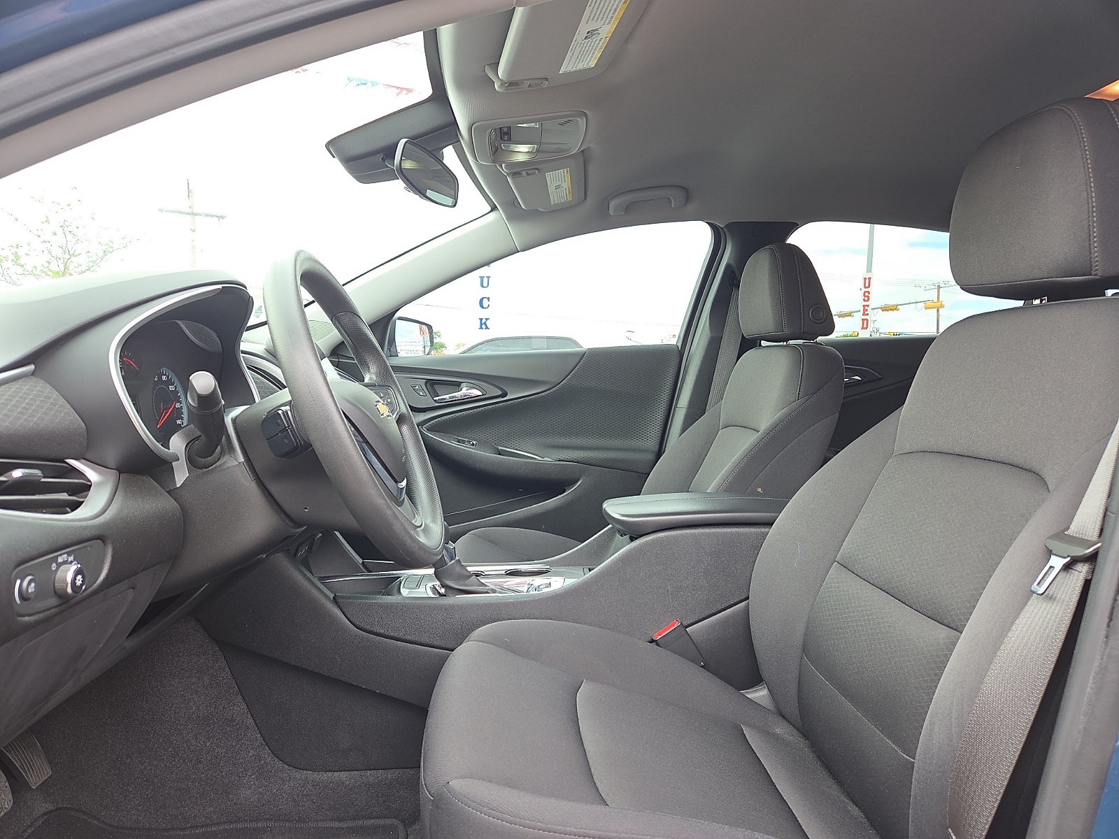 2024 Chevrolet Malibu 1LT - Photo 9